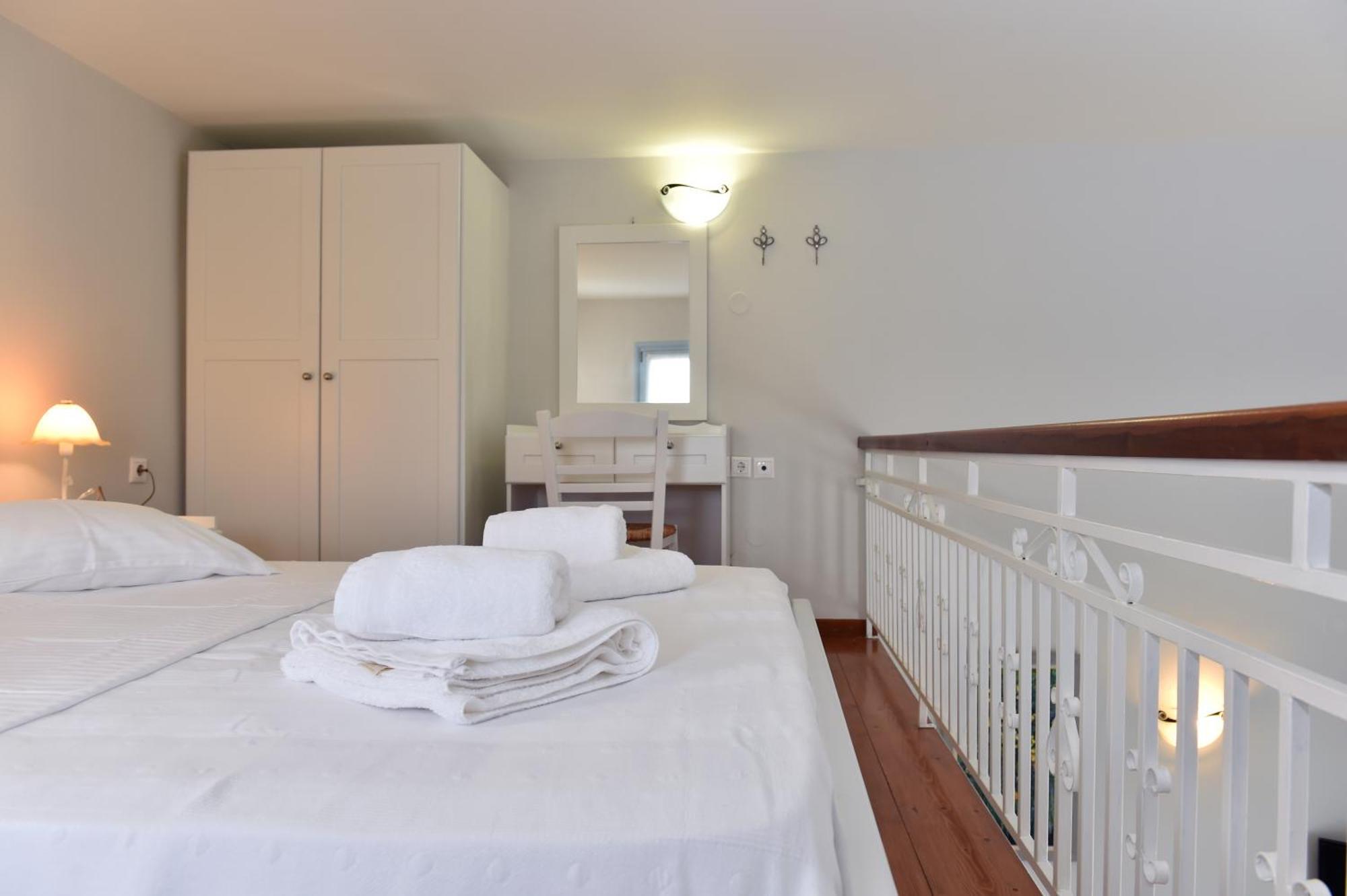 חריסי אקטי Tonia Apartments Paros מראה חיצוני תמונה